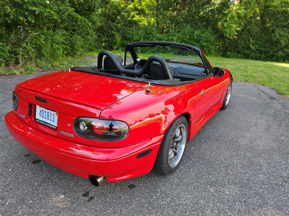 1995 Mazda NA MX-5 Miata - Image 9 of 31