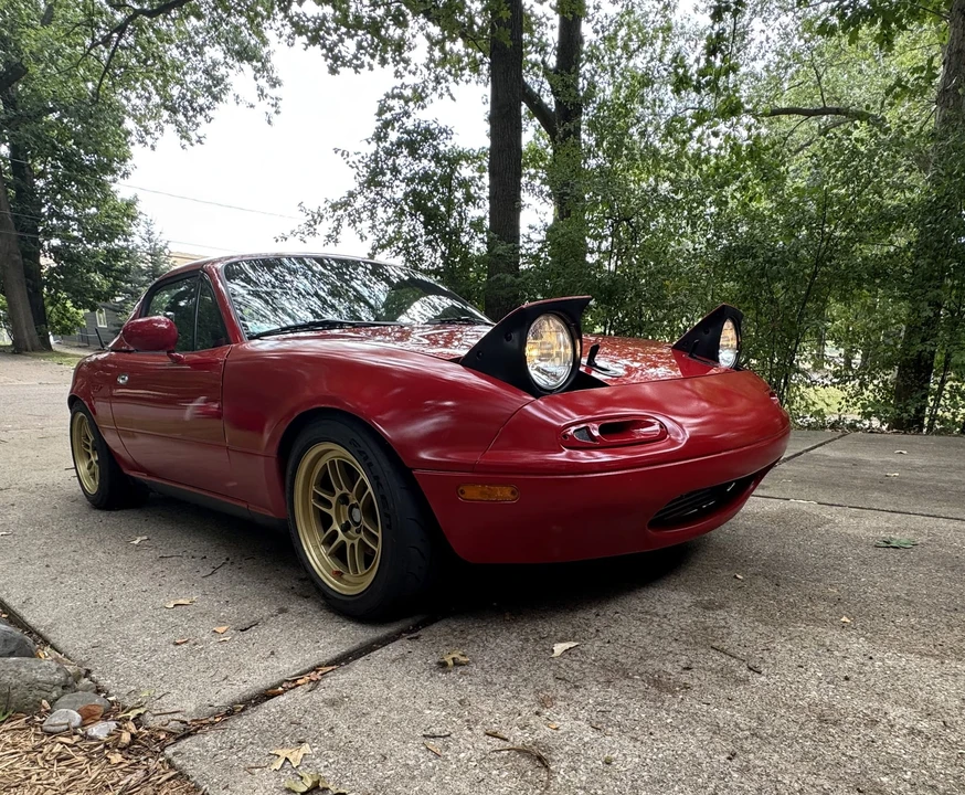 1995 Mazda NA MX-5 Miata - Image 2 of 31