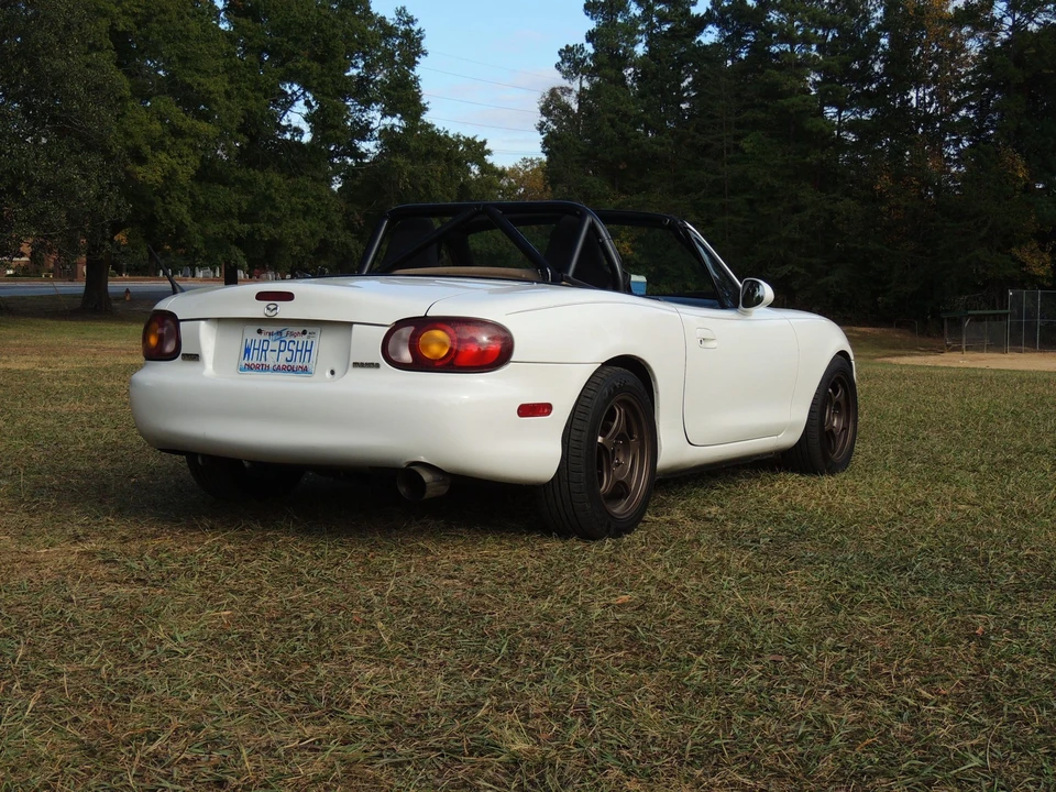 1999 Mazda NB MX-5 Miata - Image 8 of 31