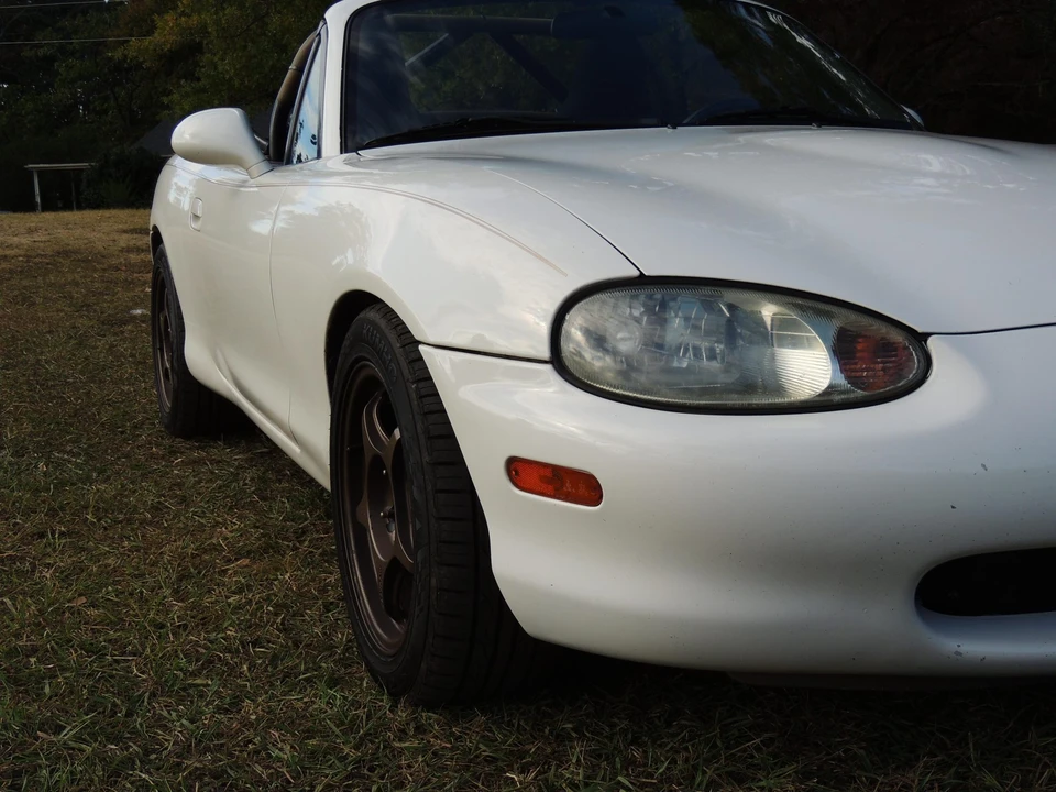 1999 Mazda NB MX-5 Miata - Image 15 of 31