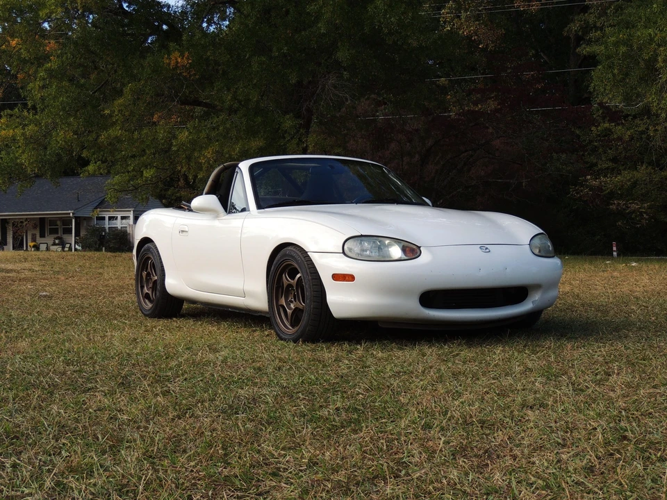 1999 Mazda NB MX-5 Miata - Image 5 of 31