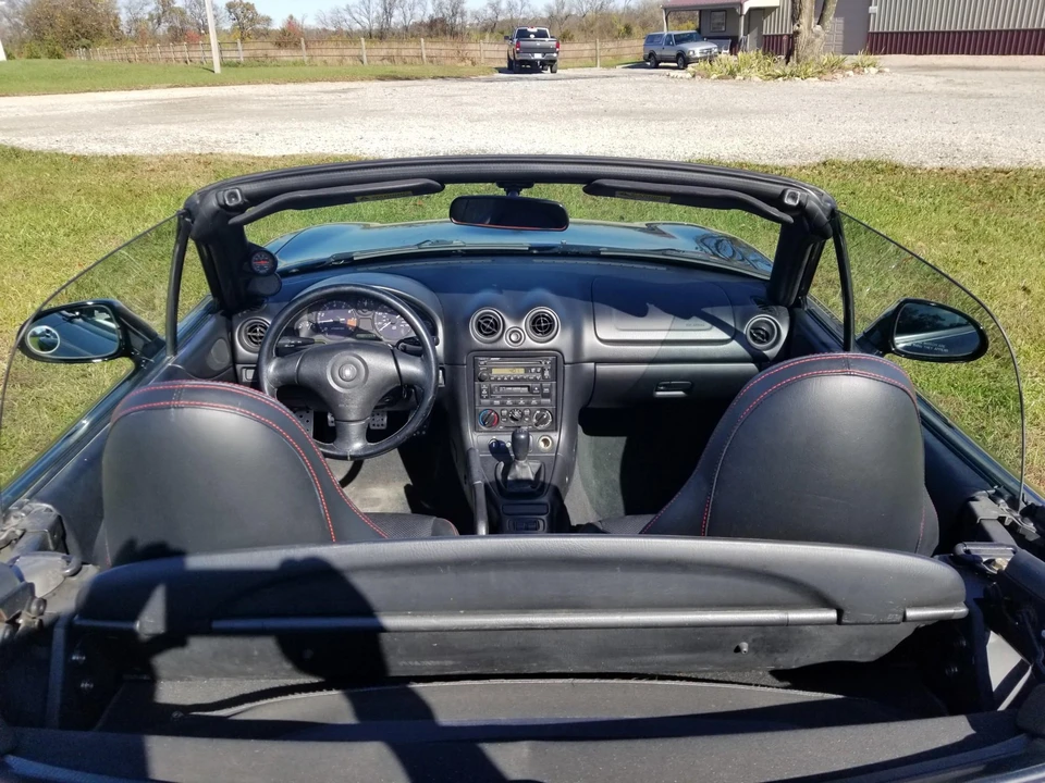 1999 Mazda NB MX-5 Miata - Image 23 of 31