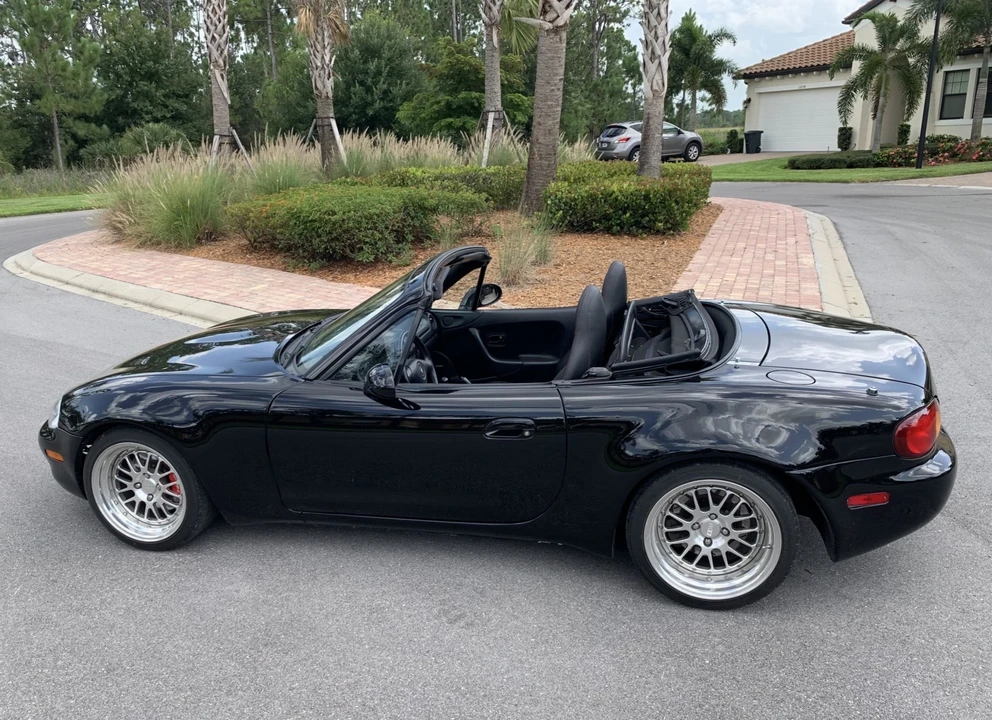 1999 Mazda NB MX-5 Miata - Image 2 of 31