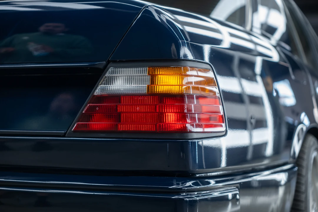 1990 Mercedes-Benz W124 E-Class - Image 19 of 31