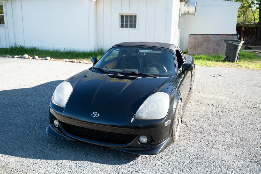2003 Toyota MR2 Spyder/MR-S - Image 9 of 31