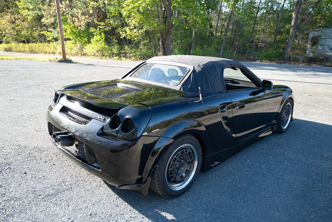 2003 Toyota MR2 Spyder/MR-S - Image 17 of 31