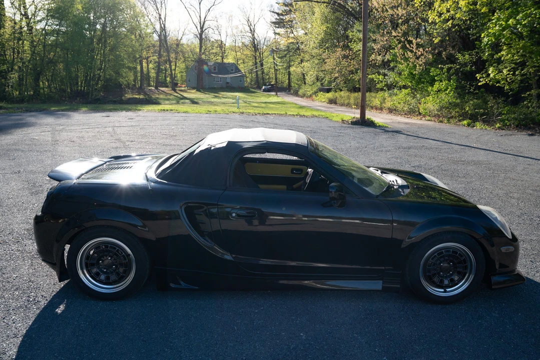 2003 Toyota MR2 Spyder/MR-S - Image 13 of 31