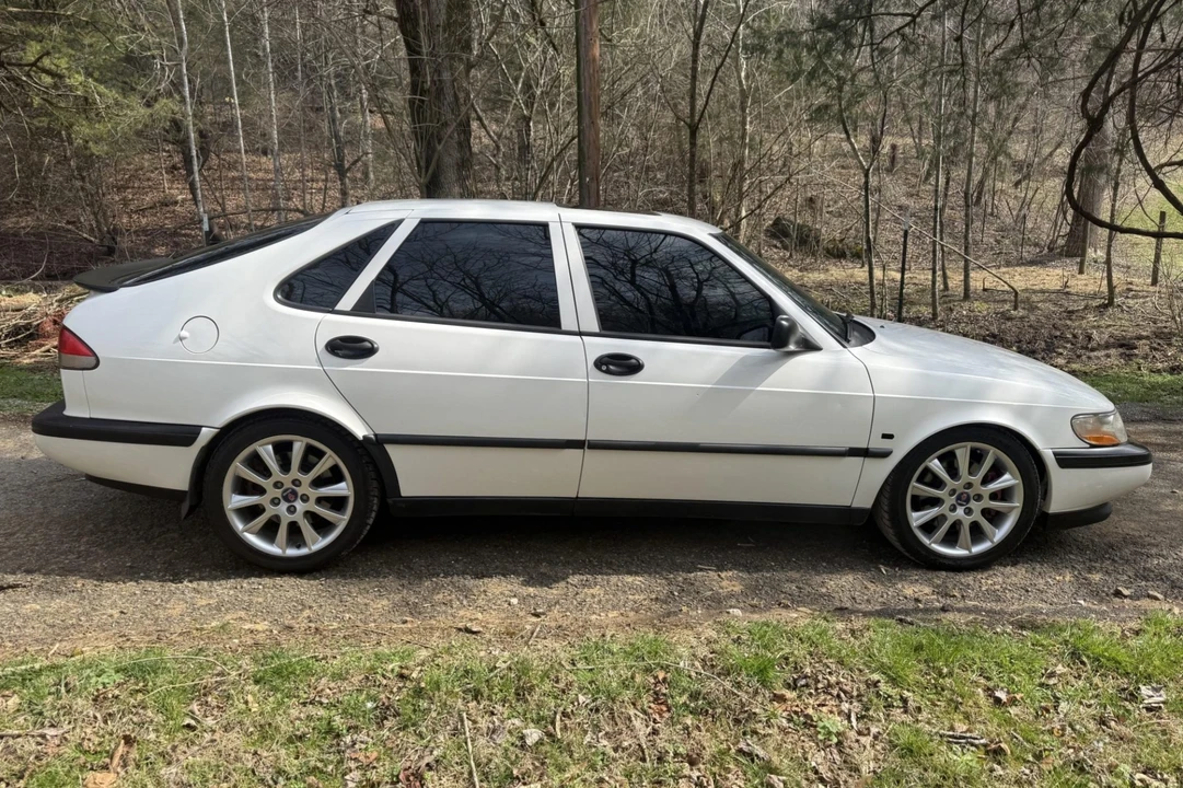 1997 Saab 900 2nd Gen - Image 3 of 7