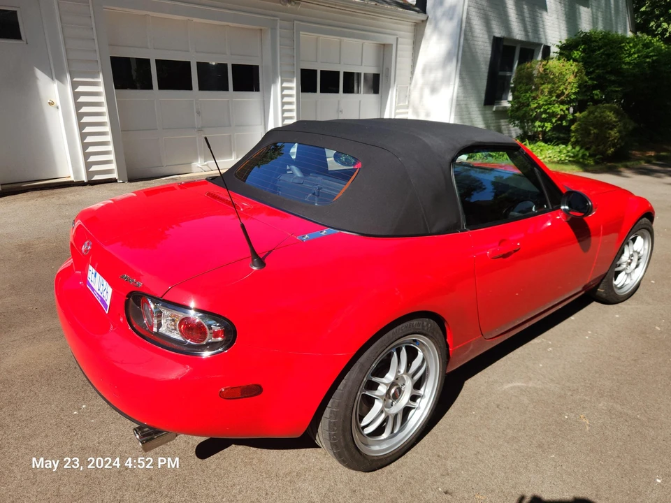 2006 Mazda NC MX-5 Miata - Image 5 of 31