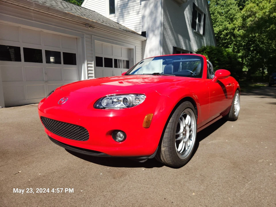 2006 Mazda NC MX-5 Miata - Image 2 of 31