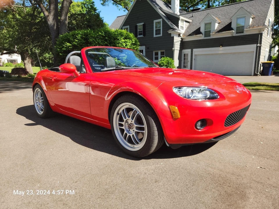 2006 Mazda NC MX-5 Miata - Image 3 of 31