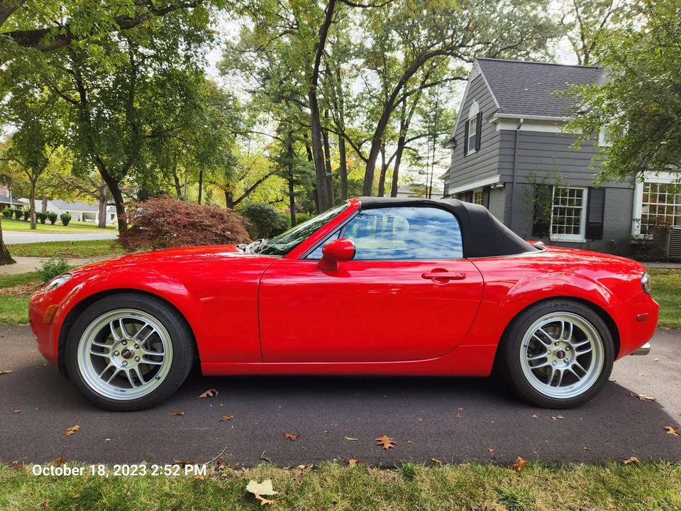2006 Mazda NC MX-5 Miata - Image 26 of 31