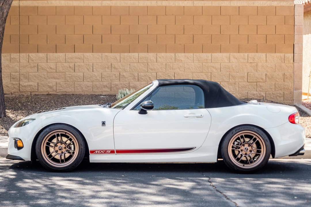 2013 Mazda NC MX-5 Miata - Image 4 of 31