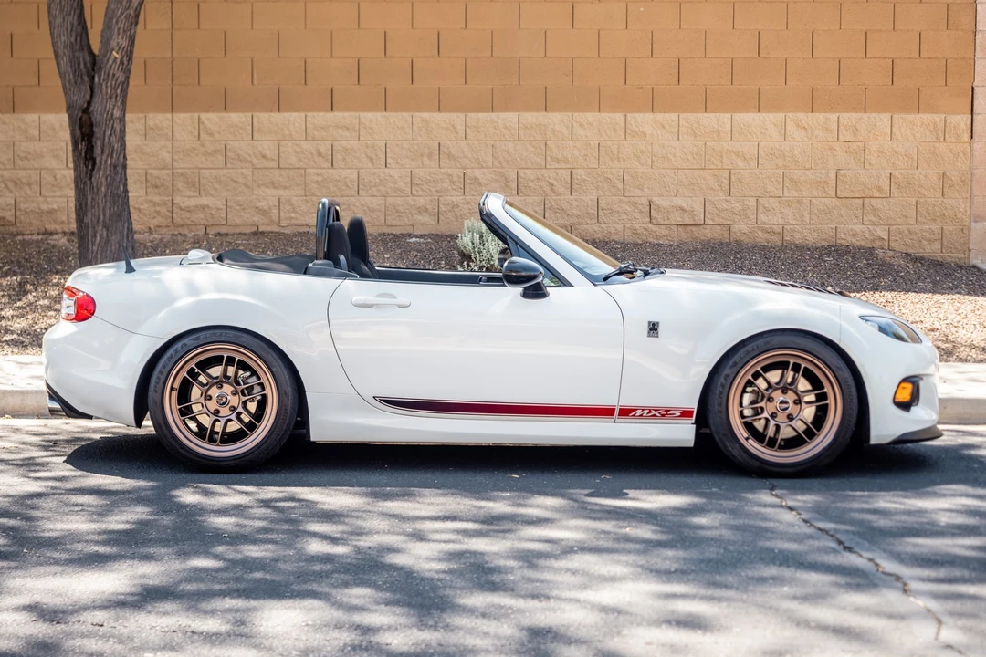 2013 Mazda NC MX-5 Miata - Image 16 of 31