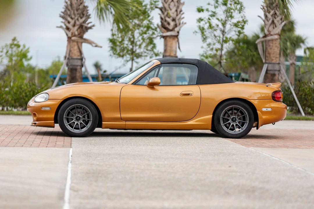 2000 Mazda NB MX-5 Miata - Image 17 of 31