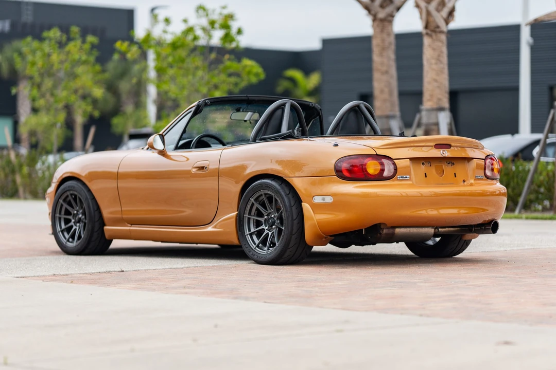 2000 Mazda NB MX-5 Miata - Image 8 of 31