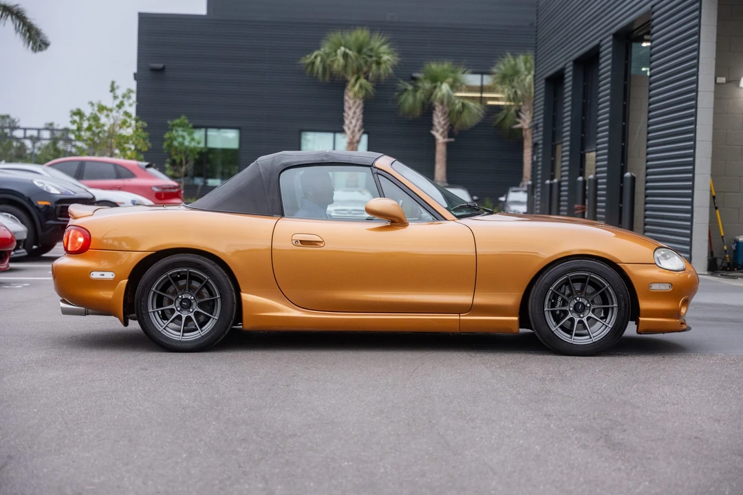 2000 Mazda NB MX-5 Miata - Image 13 of 31