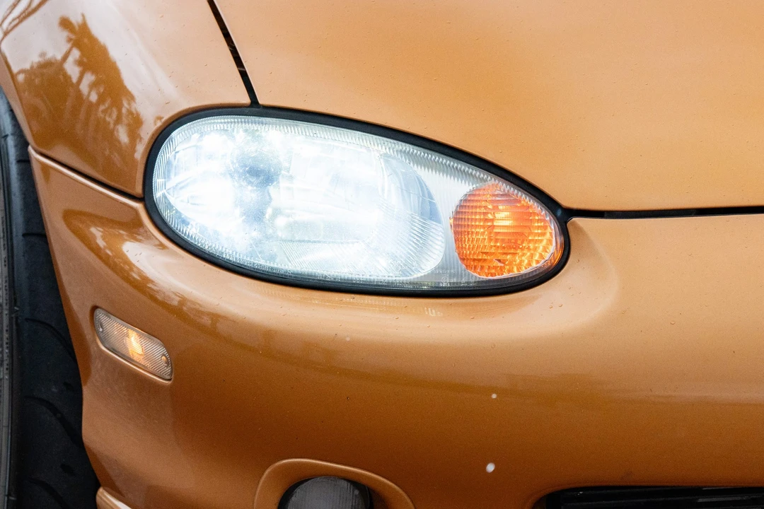 2000 Mazda NB MX-5 Miata - Image 20 of 31