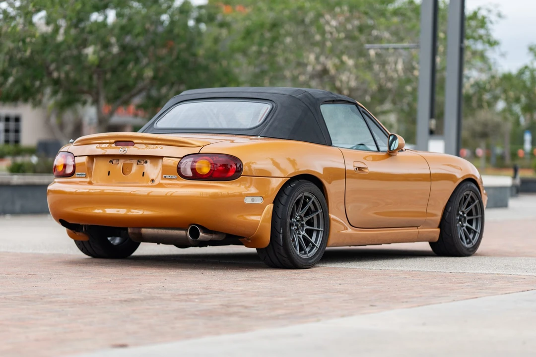 2000 Mazda NB MX-5 Miata - Image 14 of 31