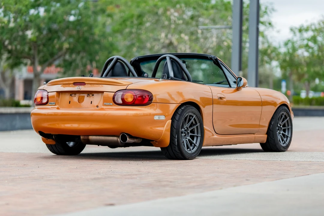 2000 Mazda NB MX-5 Miata - Image 6 of 31