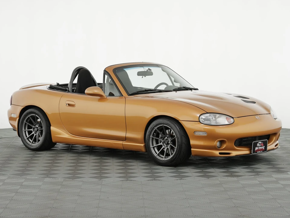 2000 Mazda NB MX-5 Miata - Image 2 of 31