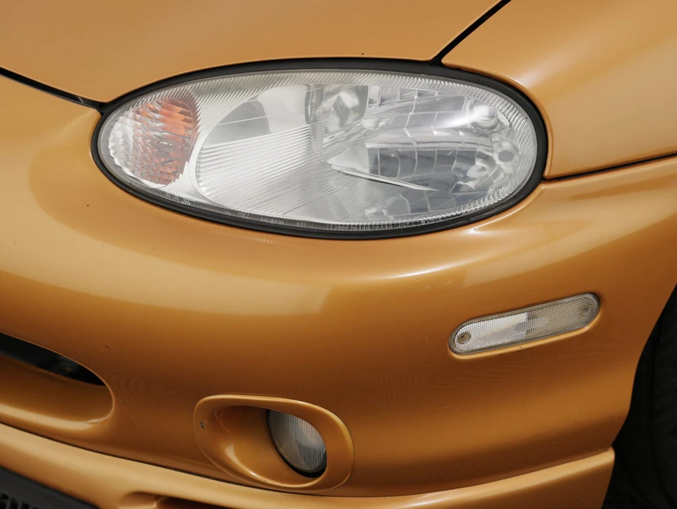 2000 Mazda NB MX-5 Miata - Image 25 of 31