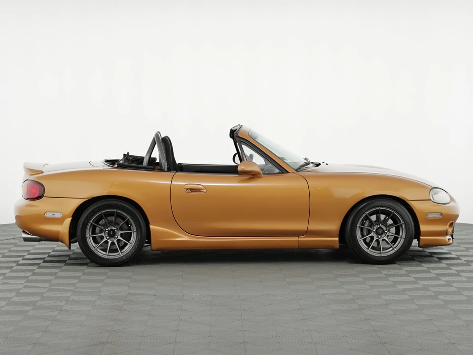 2000 Mazda NB MX-5 Miata - Image 10 of 31