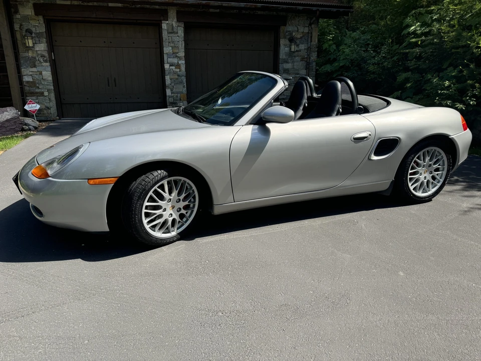 2000 Porsche 986 Boxster - Image 2 of 31