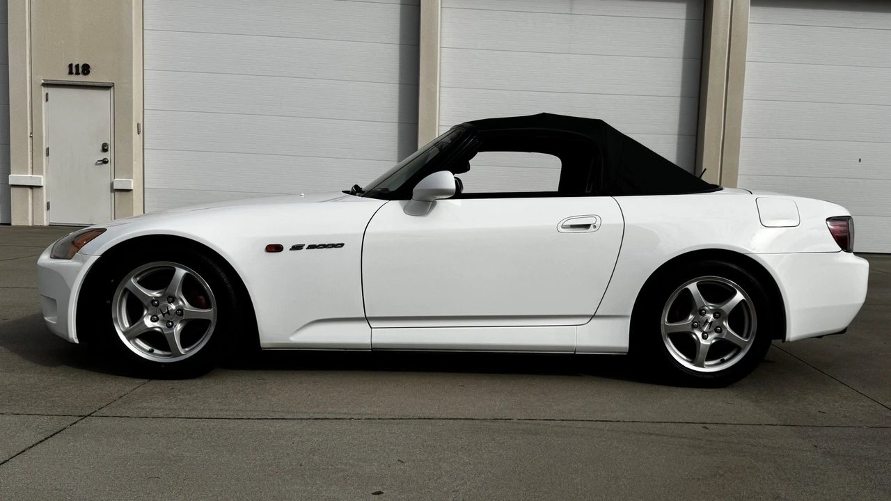 2001 Honda AP1 S2000 - Image 21 of 31