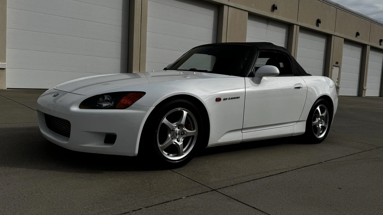 2001 Honda AP1 S2000 - Image 20 of 31