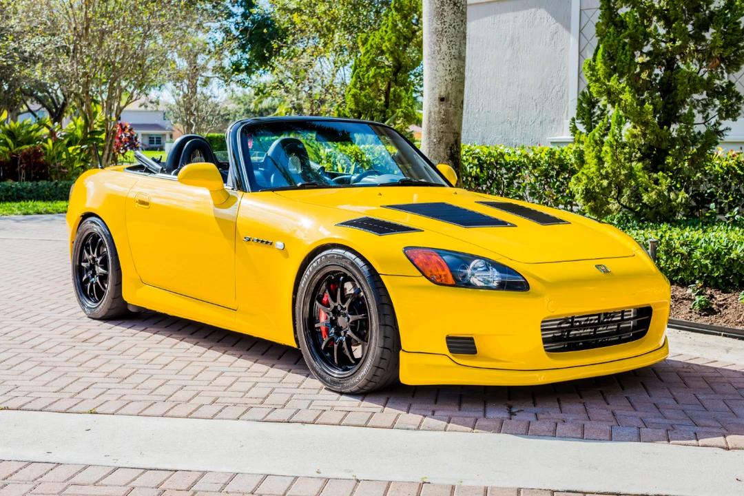 2001 Honda AP1 S2000 - Image 2 of 31