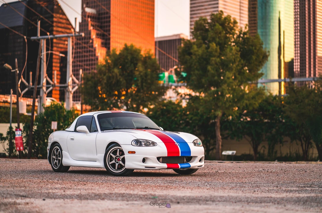 2001 Mazda NB MX-5 Miata - Image 15 of 31