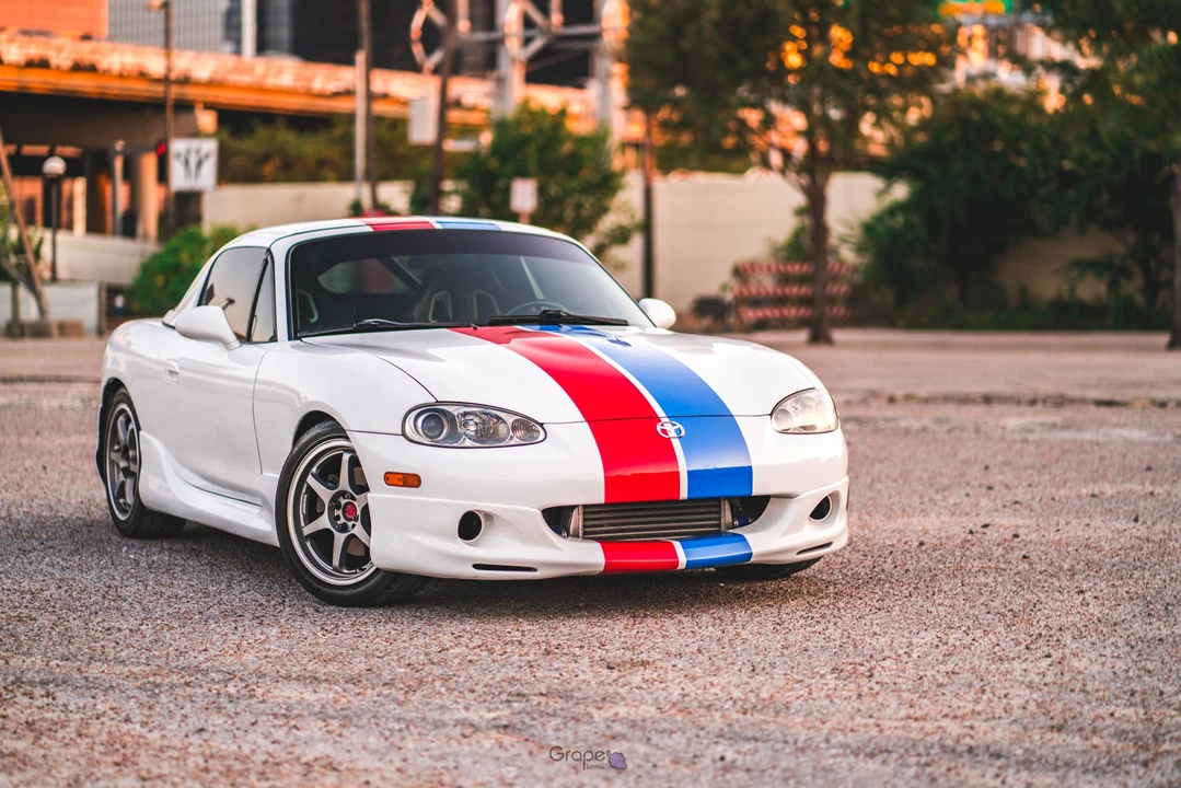 2001 Mazda NB MX-5 Miata - Image 11 of 31