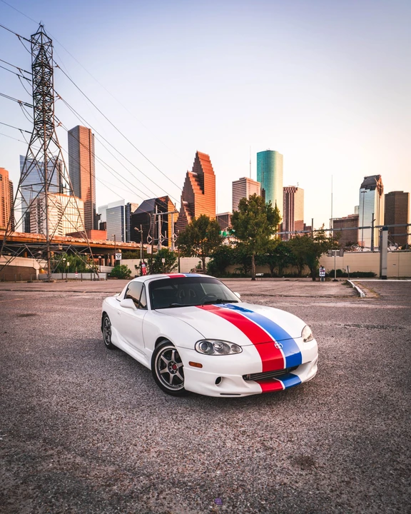2001 Mazda NB MX-5 Miata - Image 7 of 31