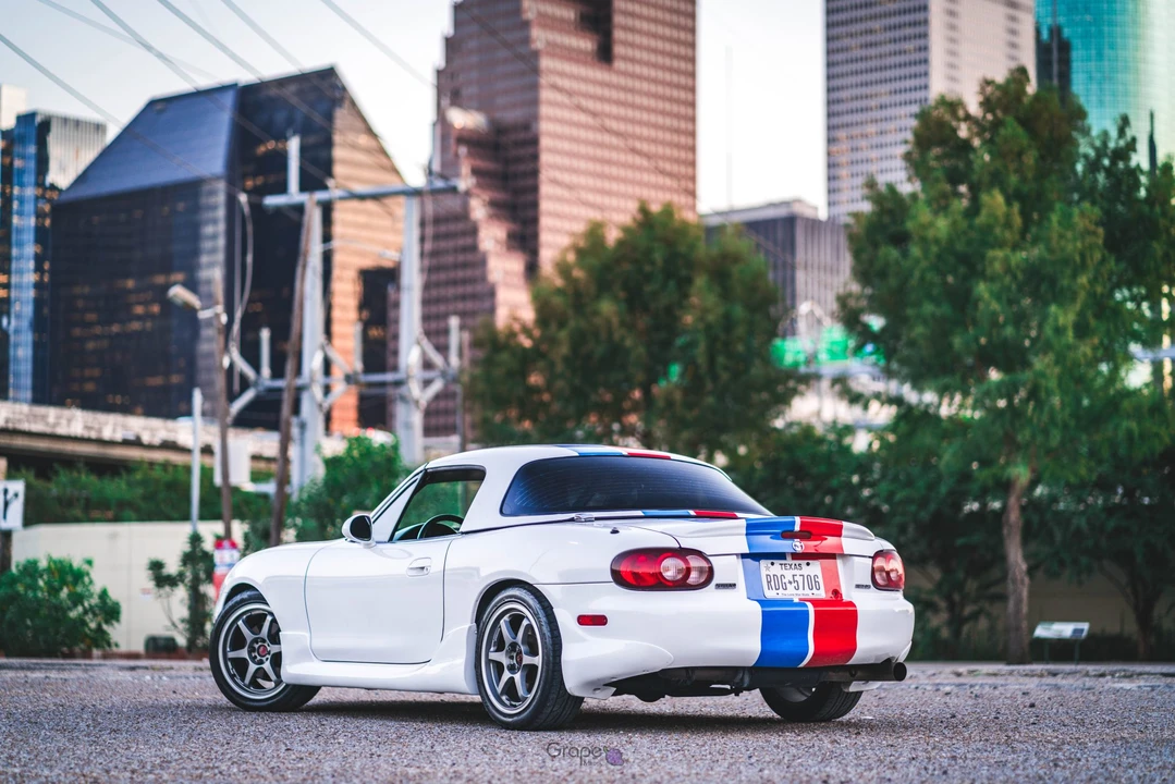 2001 Mazda NB MX-5 Miata - Image 23 of 31
