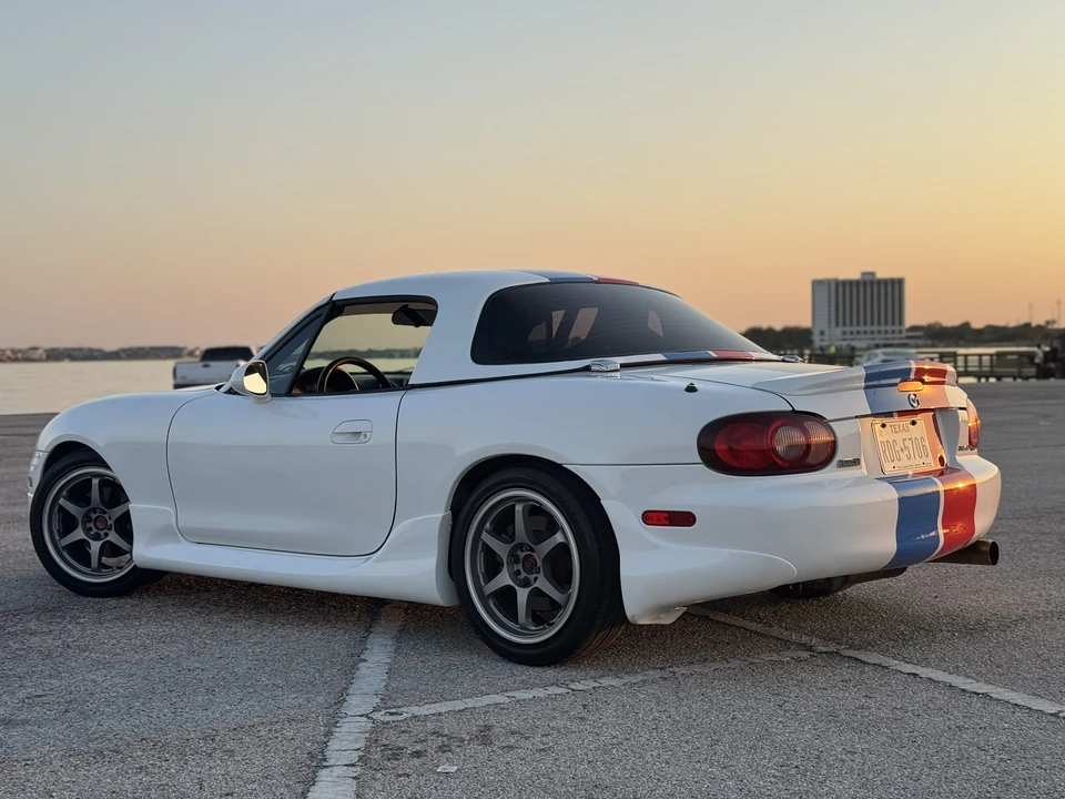 2001 Mazda NB MX-5 Miata - Image 27 of 31
