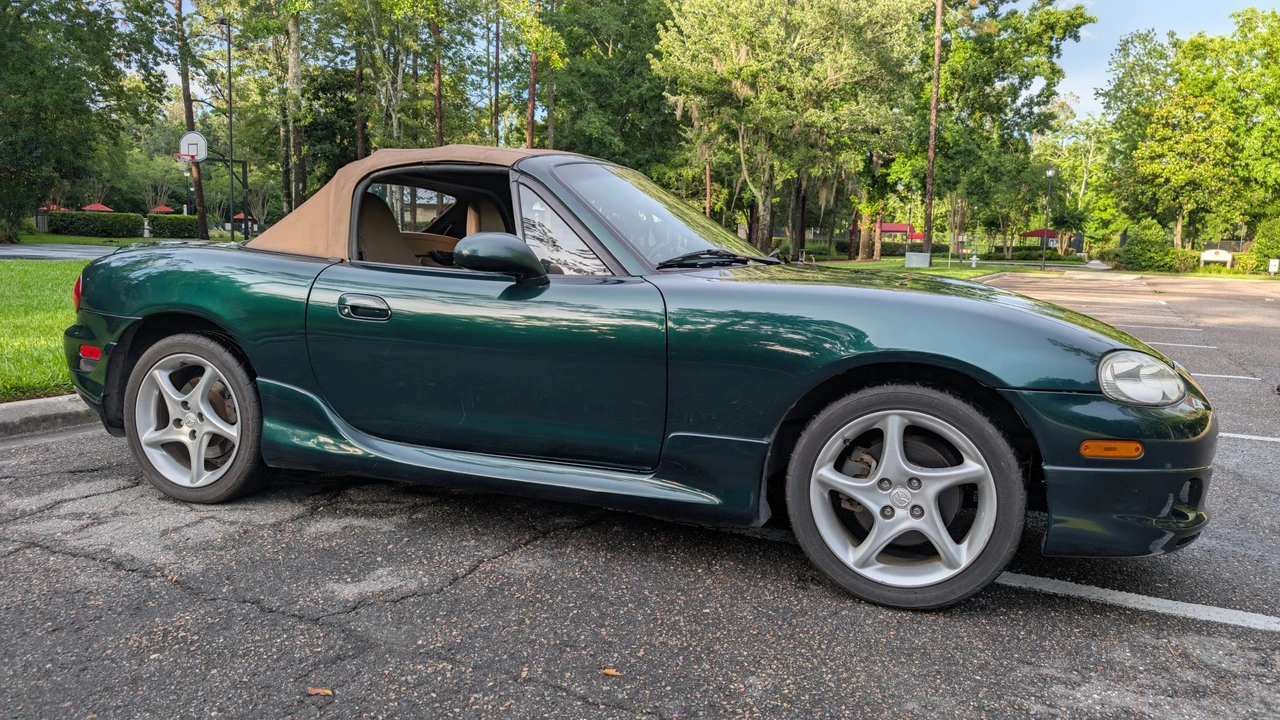 2001 Mazda NB MX-5 Miata - Image 12 of 31