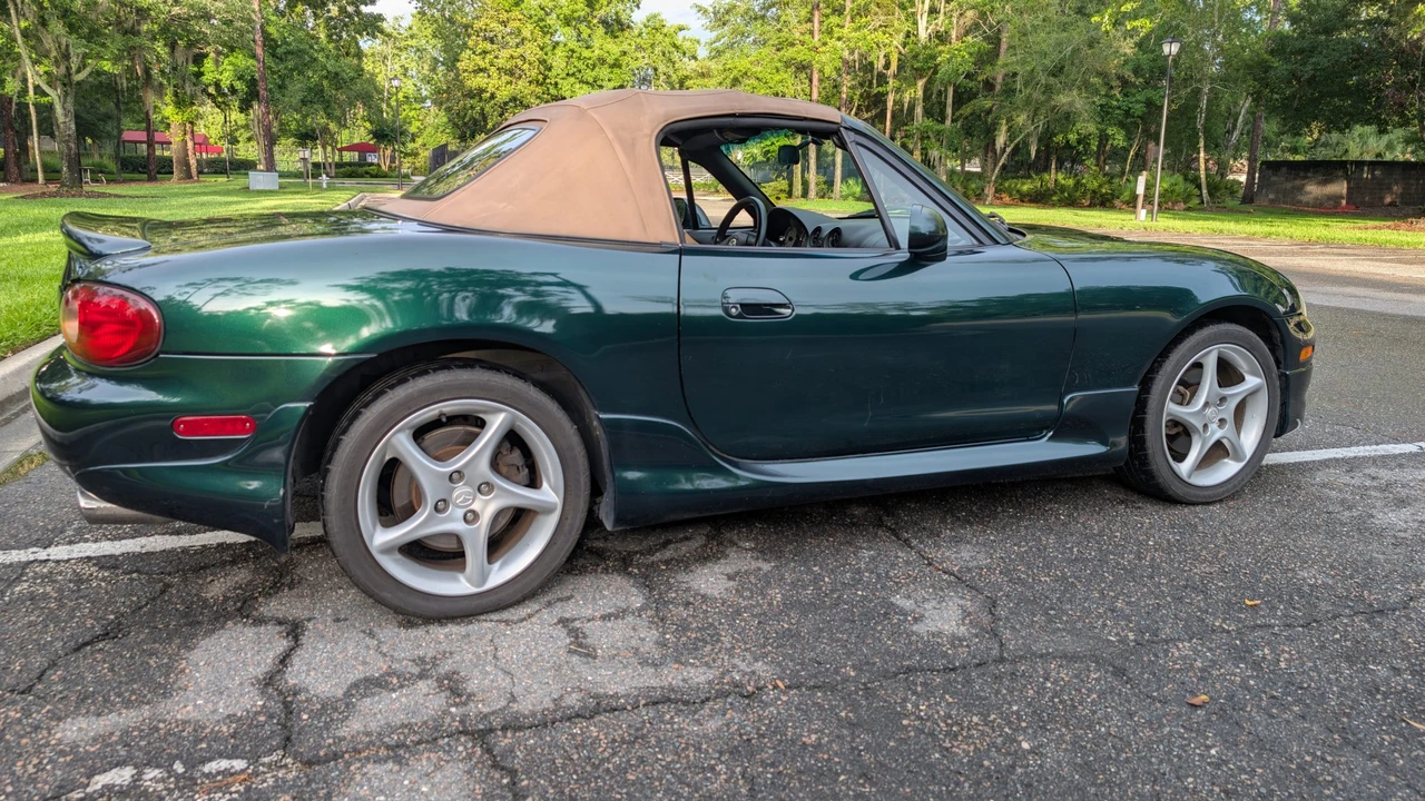 2001 Mazda NB MX-5 Miata - Image 11 of 31