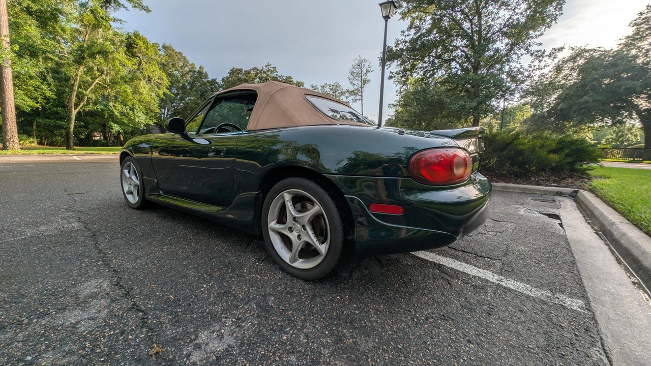 2001 Mazda NB MX-5 Miata - Image 8 of 31