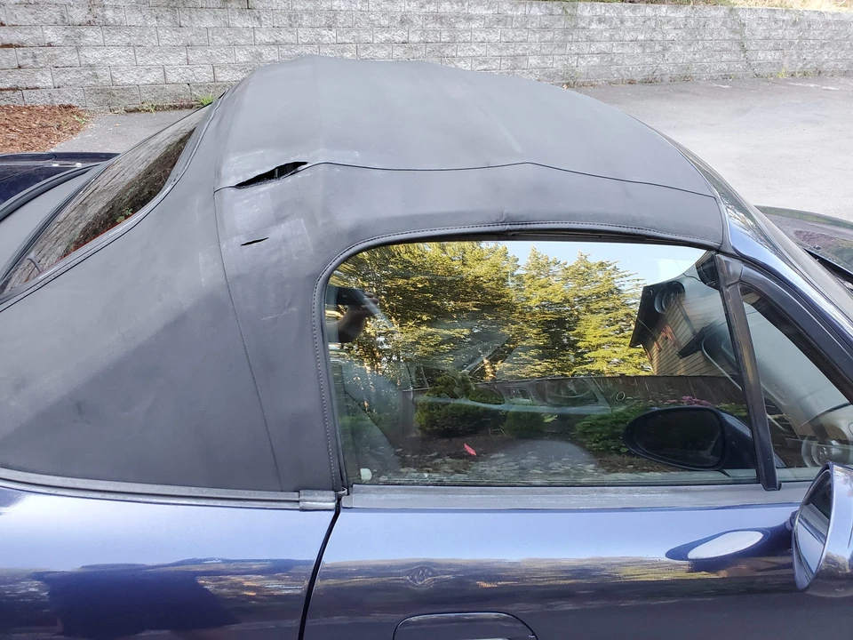 2002 Mazda NB MX-5 Miata - Image 26 of 31