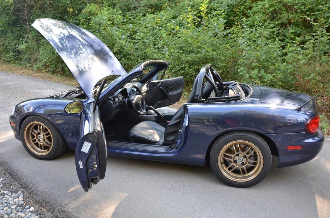 2002 Mazda NB MX-5 Miata - Image 21 of 31