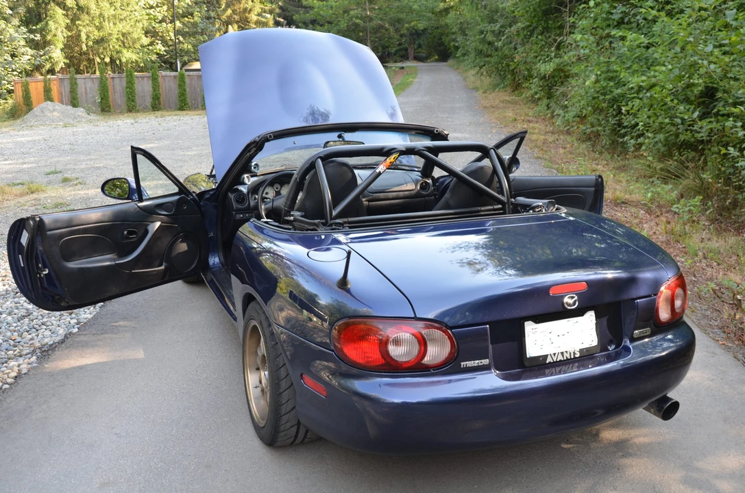 2002 Mazda NB MX-5 Miata - Image 19 of 31