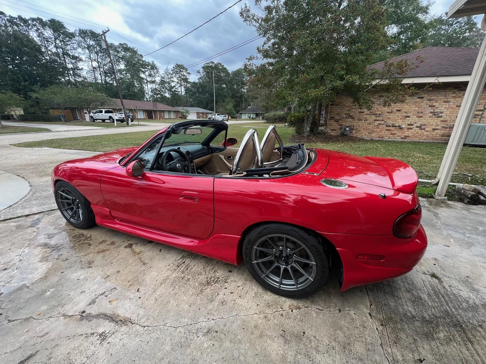 2002 Mazda NB MX-5 Miata - Image 16 of 31