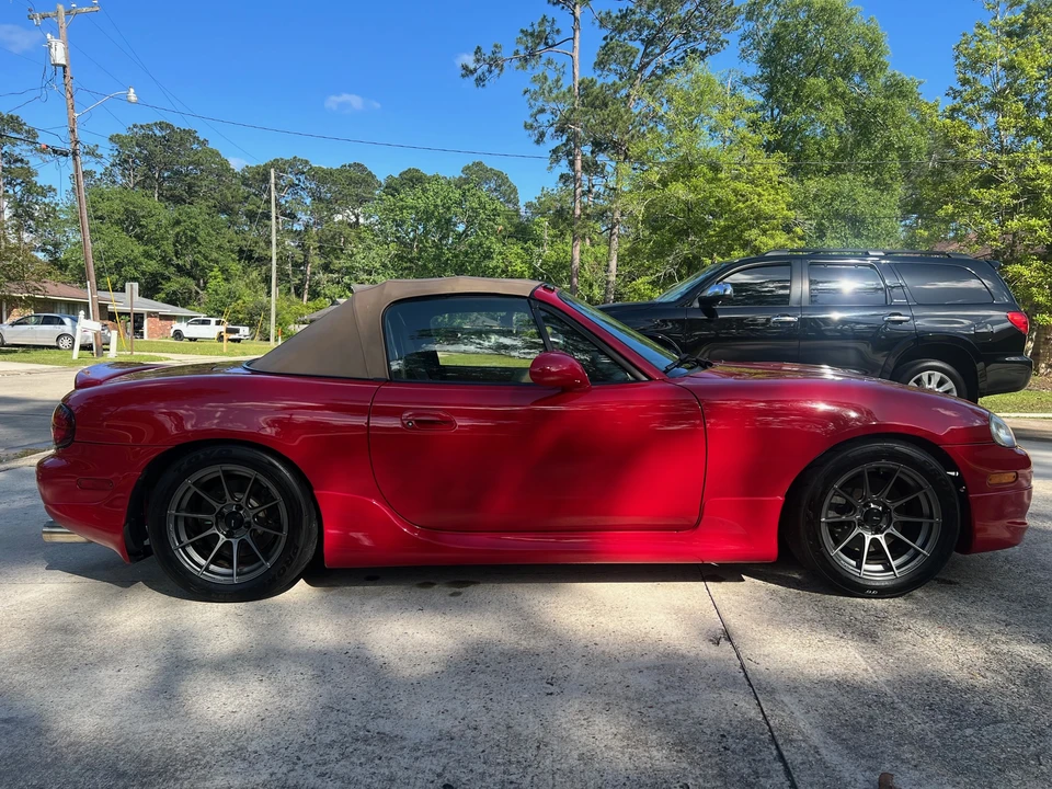 2002 Mazda NB MX-5 Miata - Image 5 of 31