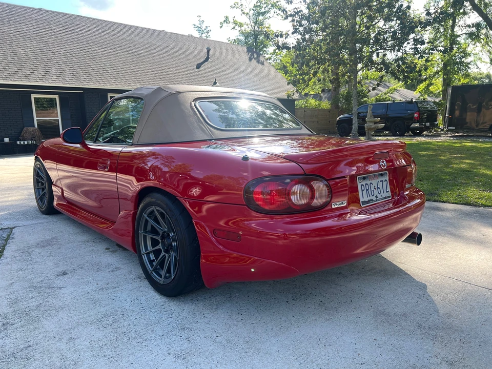 2002 Mazda NB MX-5 Miata - Image 8 of 31