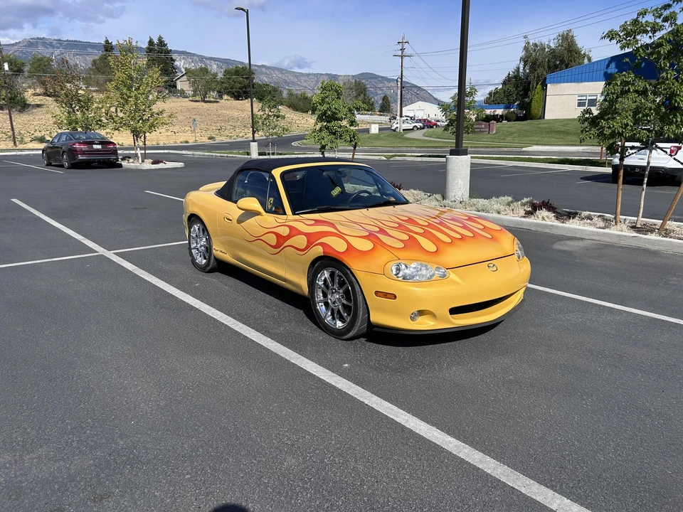 2002 Mazda NB MX-5 Miata - Image 13 of 31