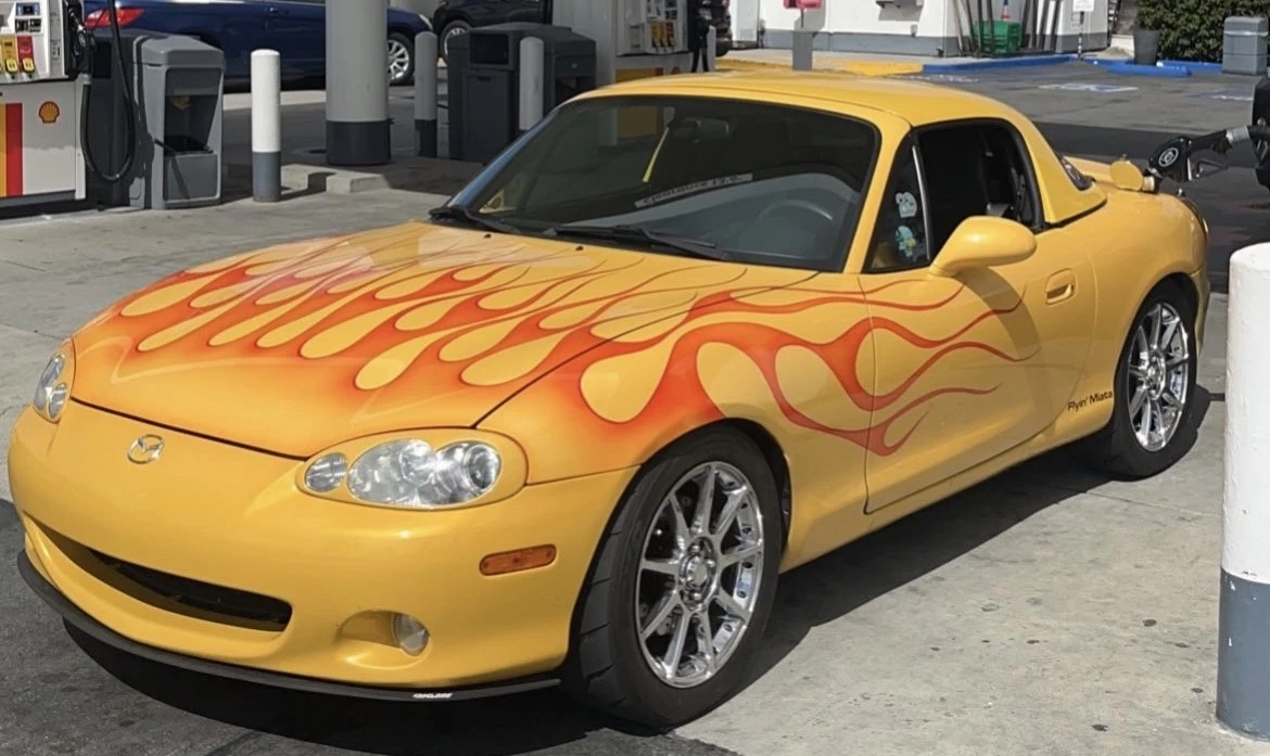2002 Mazda NB MX-5 Miata - Image 2 of 31