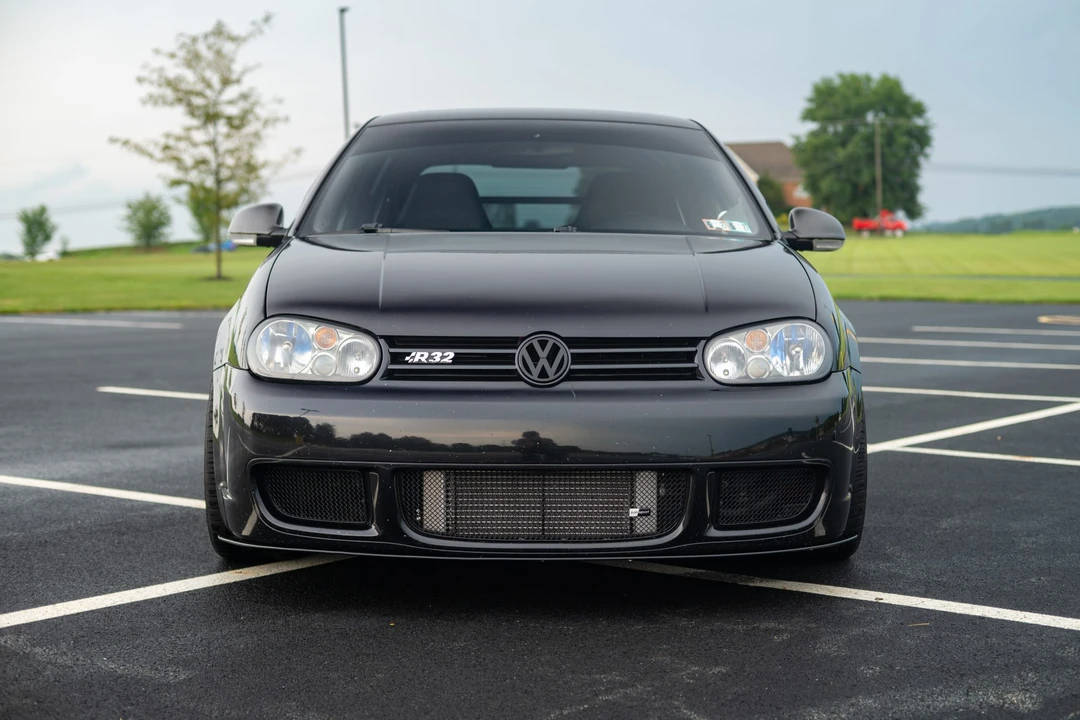 2004 Volkswagen R32 Mk4 - Image 2 of 31