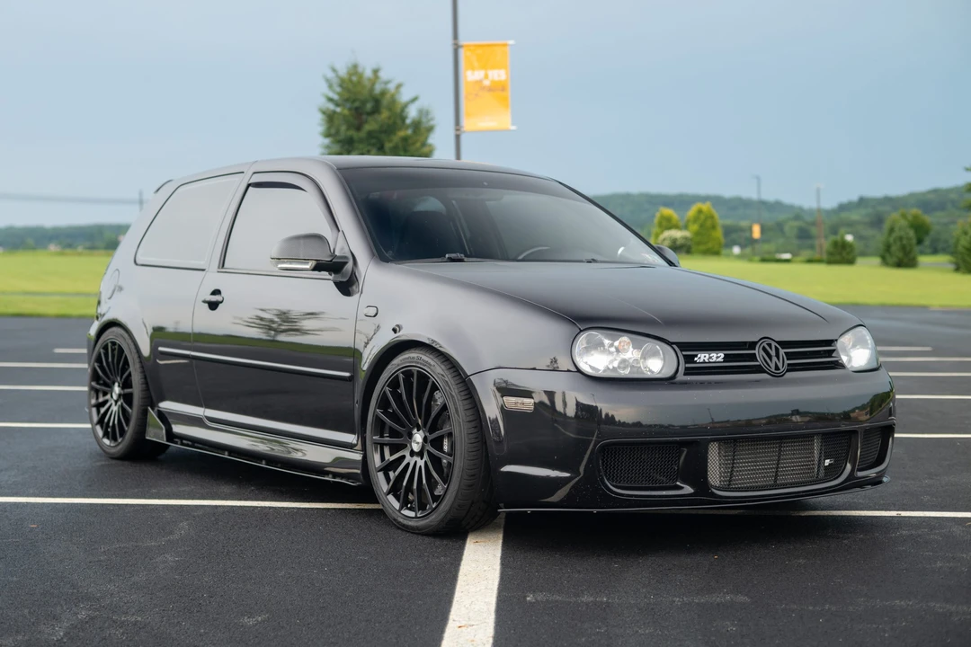 2004 Volkswagen R32 Mk4 - Image 3 of 31