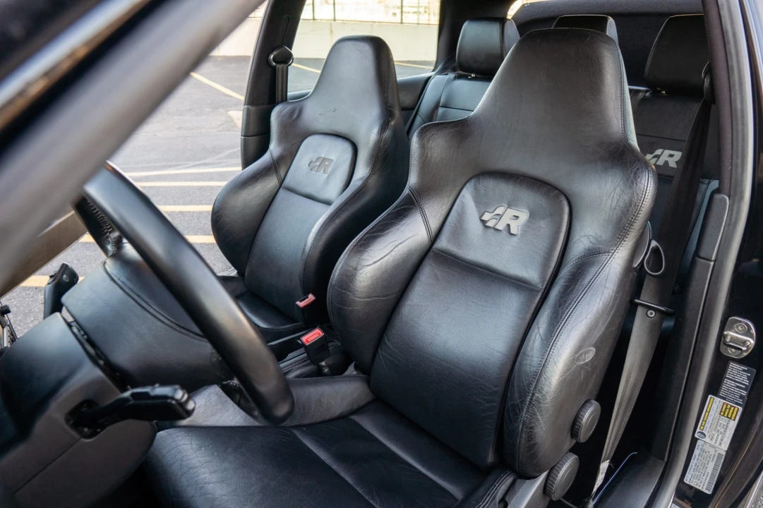 2004 Volkswagen R32 Mk4 - Image 4 of 7